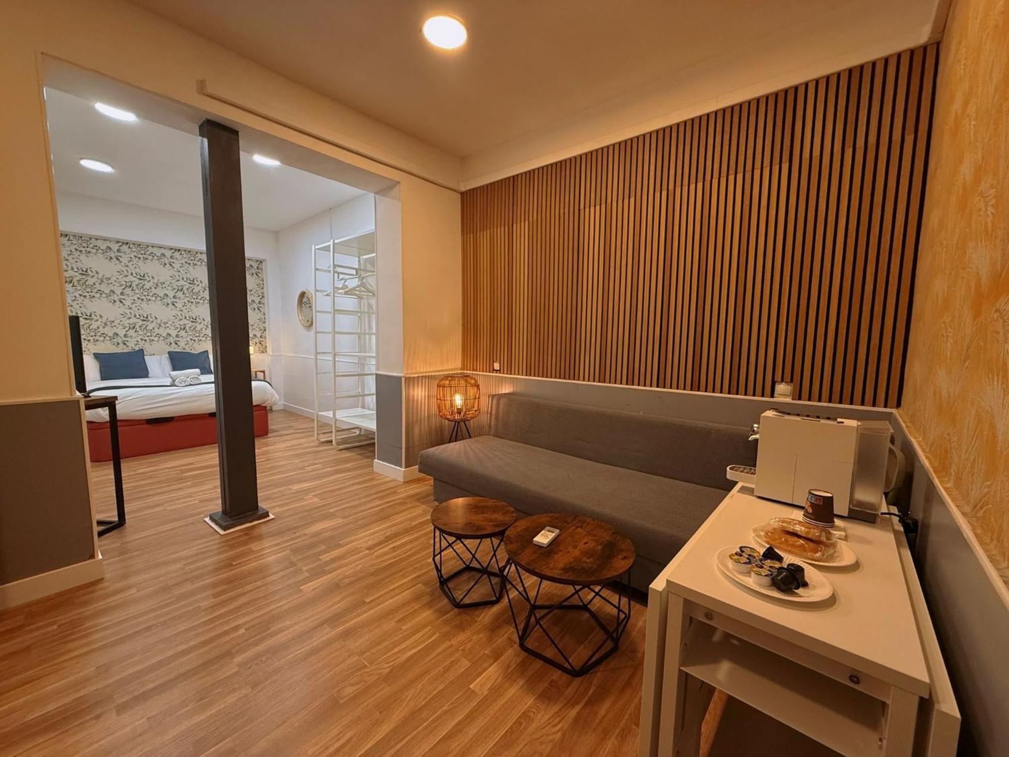 Hola Rooms — Photos 1
